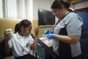 Combatiendo la desnutrición Infantil - Brigada de Salud Fundasen 98 DSC01424