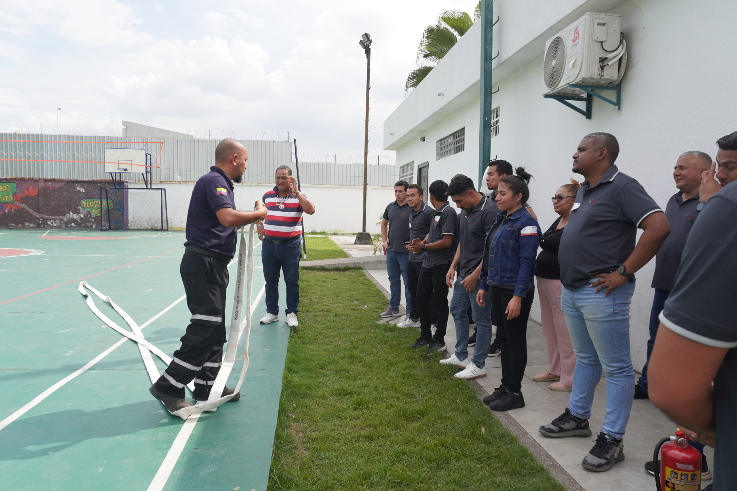 Capacitación de Brigadistas de Emergencia 101 BRIGADA DE EMERGENCIA